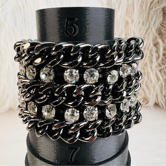 Stunning, heavy chain, shiny bling black gunmetal statement bracelet - Picture 5 of 6